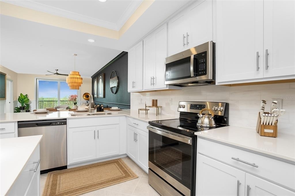14141 Heritage Landing Boulevard - Photo 10
