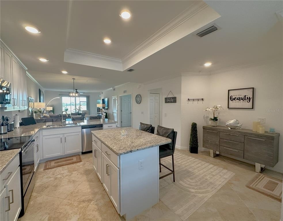 14040 Heritage Landing Boulevard - Photo 5