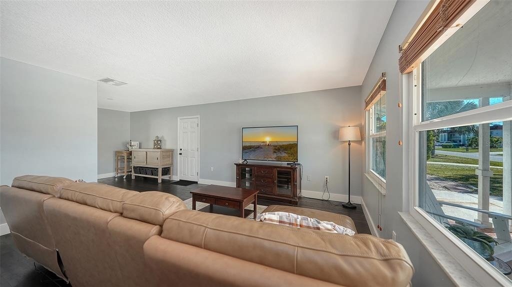 3507 Pinecrest Street - Photo 6