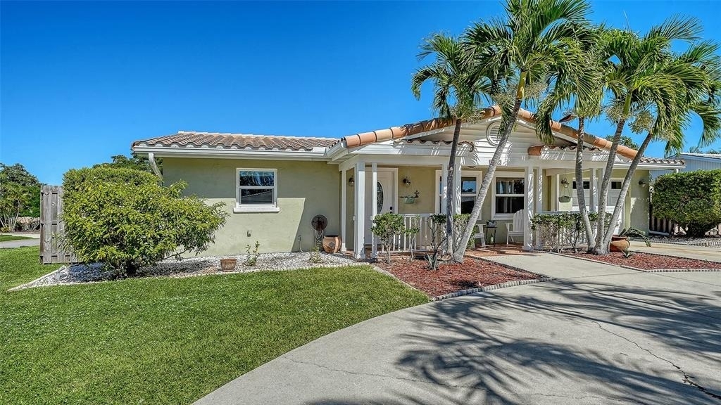 3507 Pinecrest Street - Photo 2