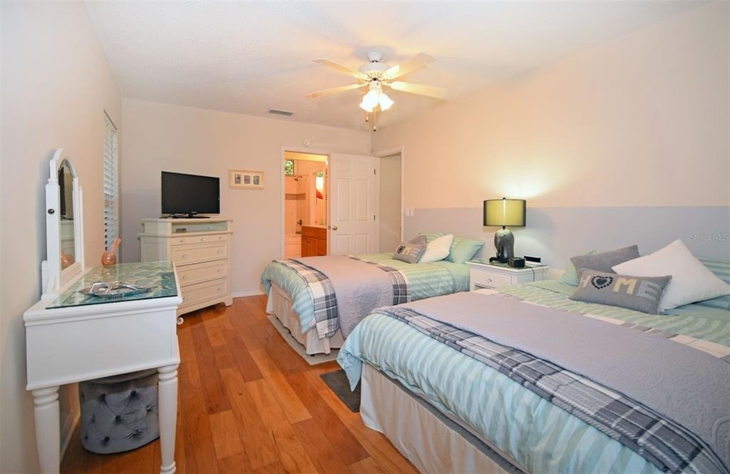 231 Southampton Lane - Photo 20