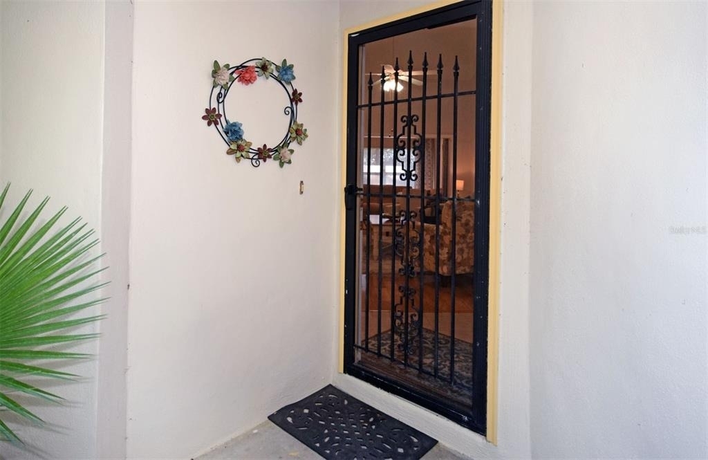 231 Southampton Lane - Photo 0