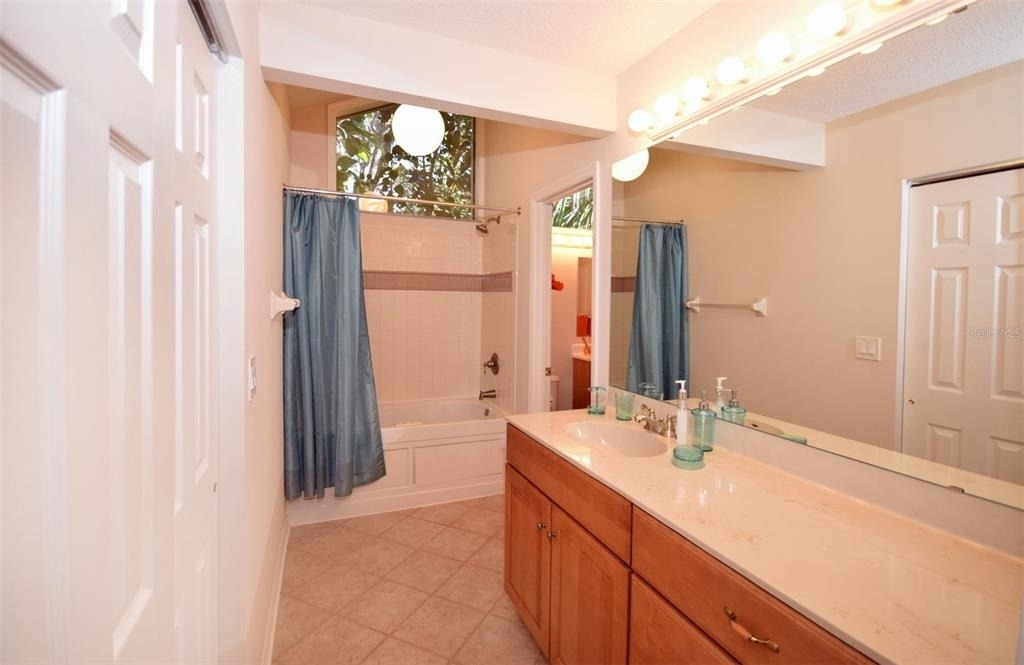 231 Southampton Lane - Photo 19