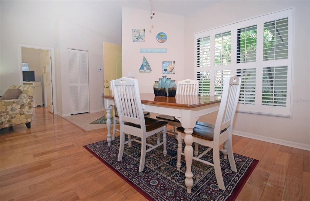 231 Southampton Lane - Photo 4