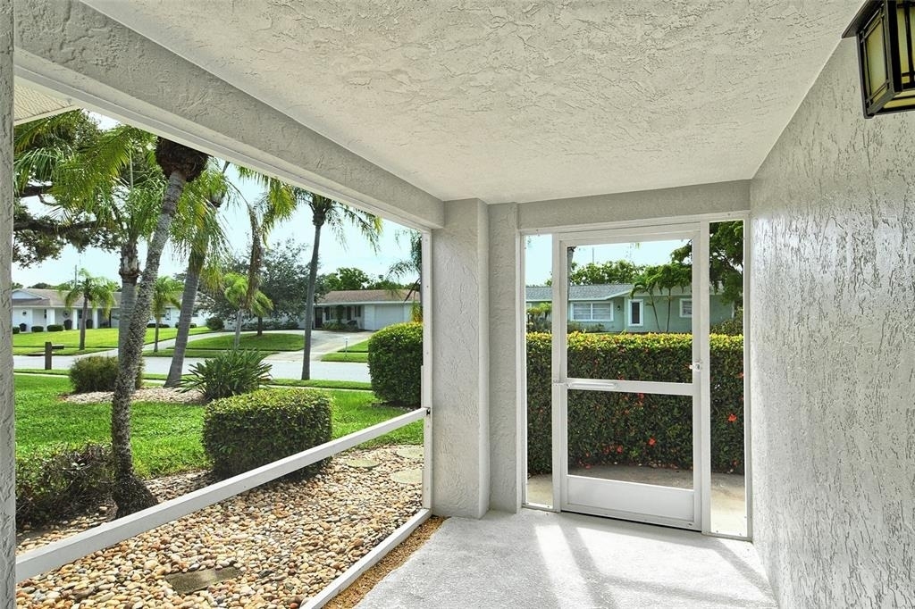 6722 Roxbury Drive - Photo 72