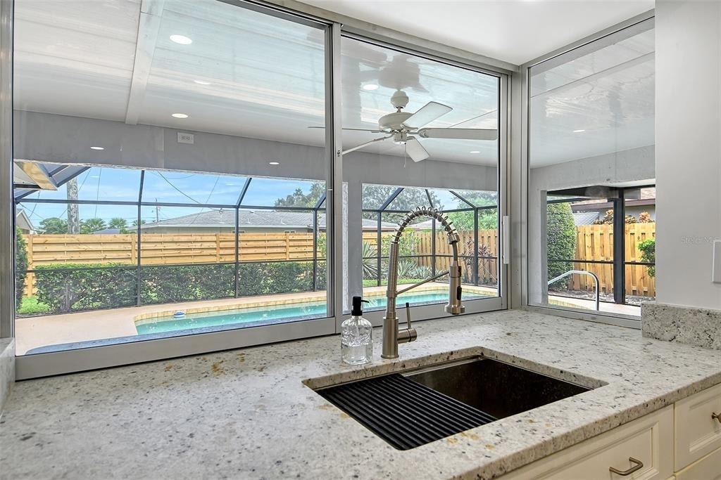 6722 Roxbury Drive - Photo 71