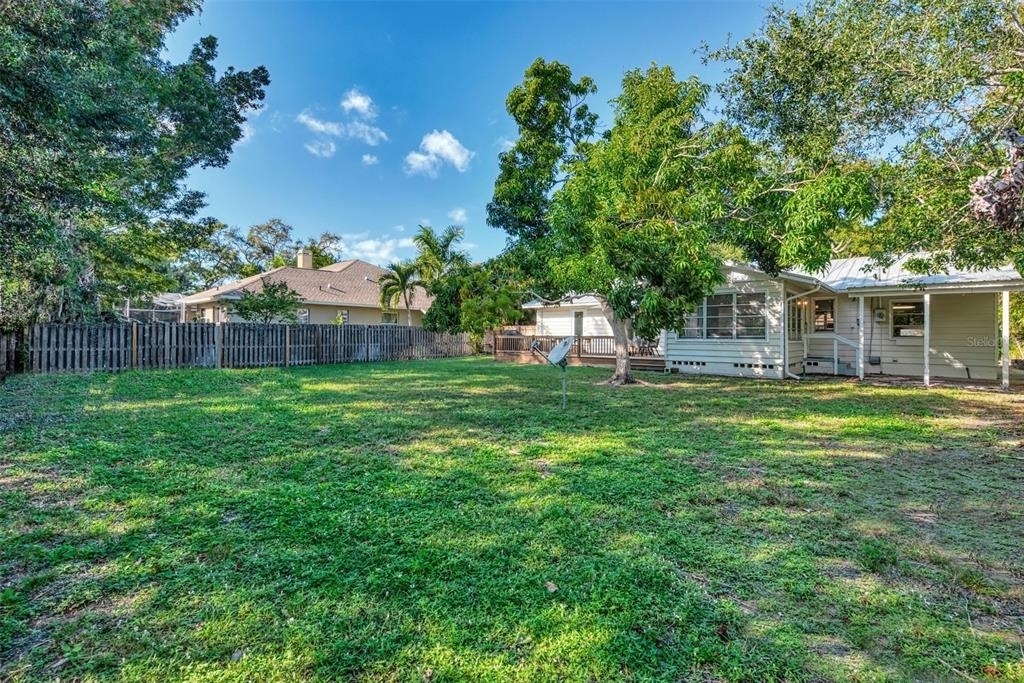 1726 Floyd Street - Photo 38