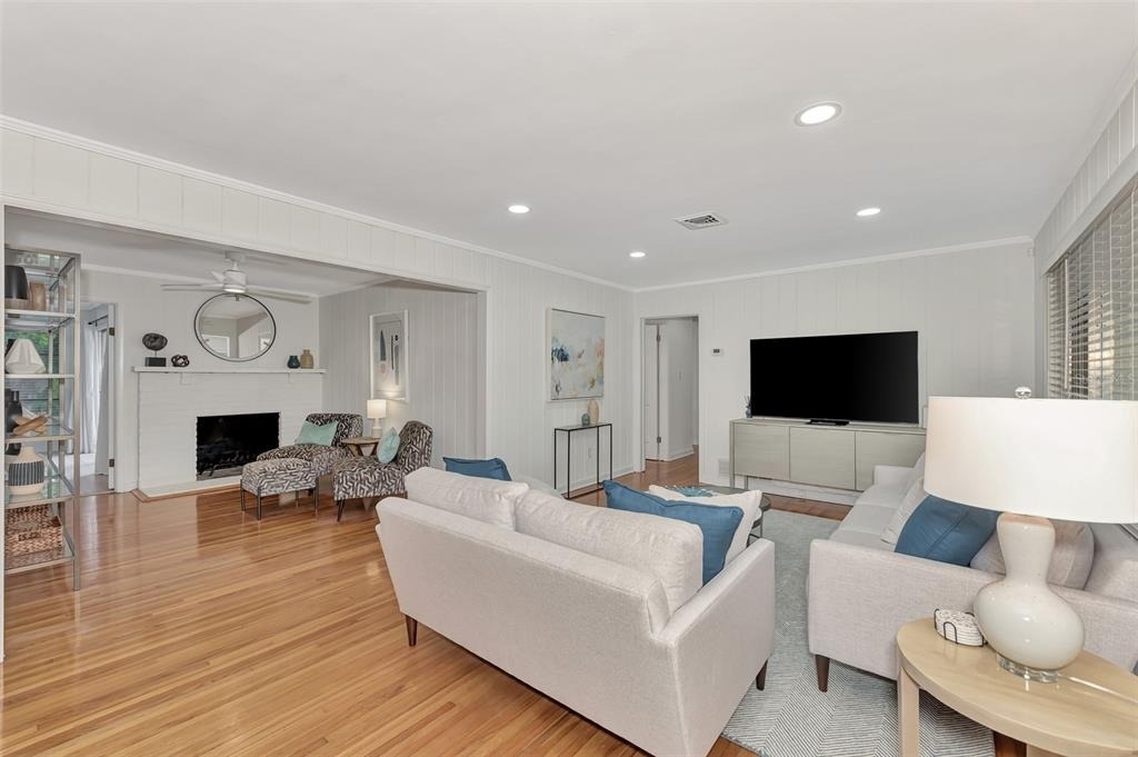 1726 Floyd Street - Photo 7