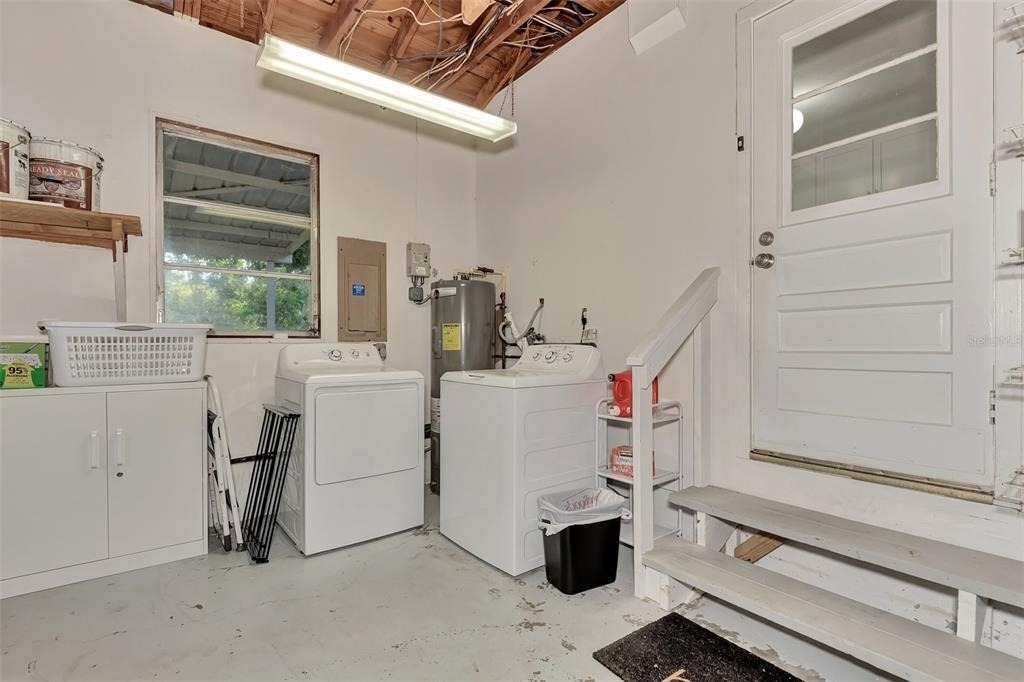 1726 Floyd Street - Photo 33