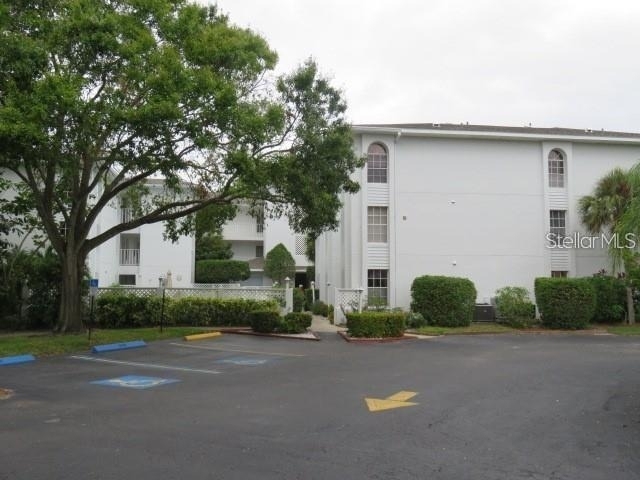6304 Pointe West Boulevard - Photo 0
