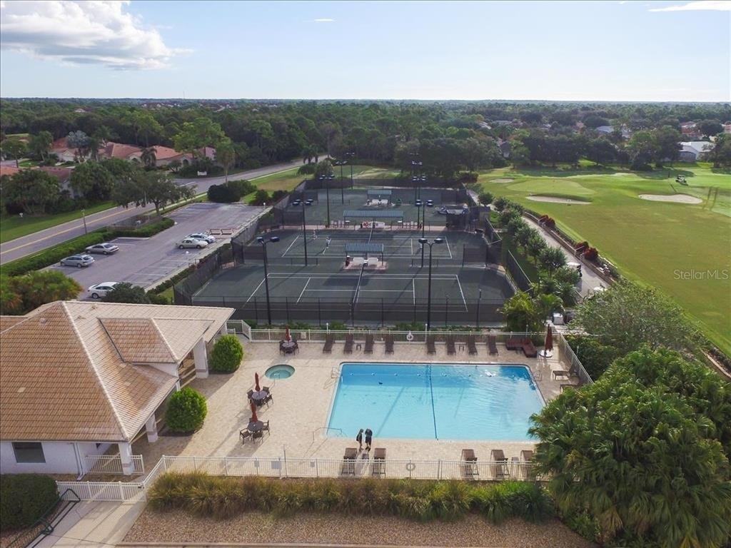 9641 Castle Point Drive - Photo 45