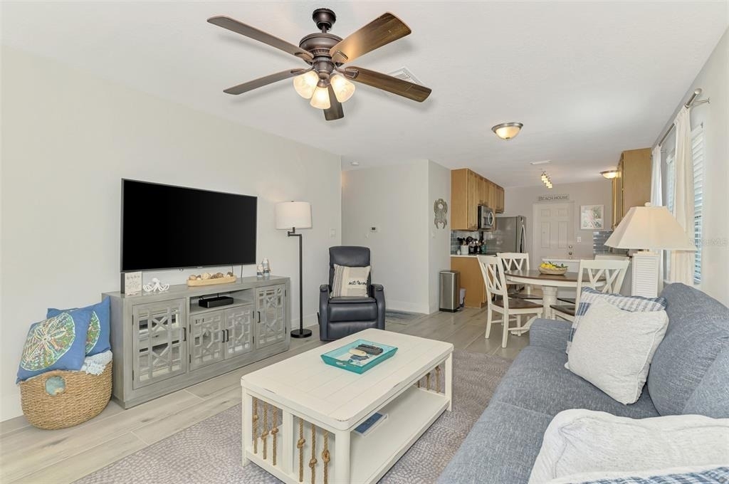 1137 N Moonmist Court - Photo 4