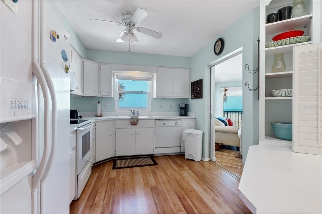 1336 Benjamin Franklin Drive - Photo 11