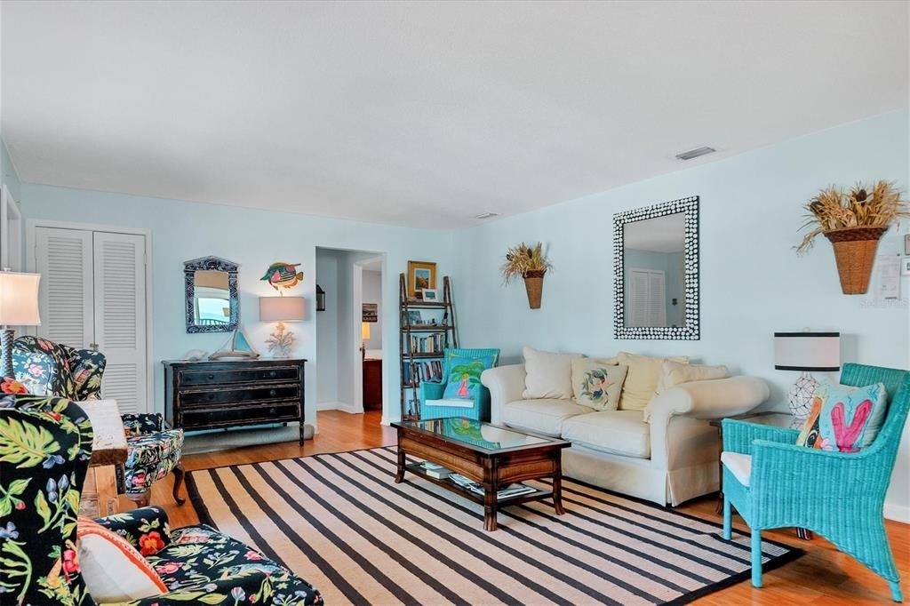 1336 Benjamin Franklin Drive - Photo 4