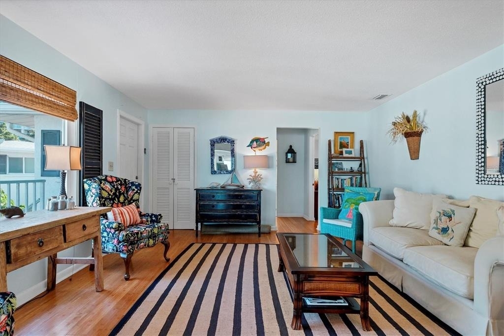 1336 Benjamin Franklin Drive - Photo 3