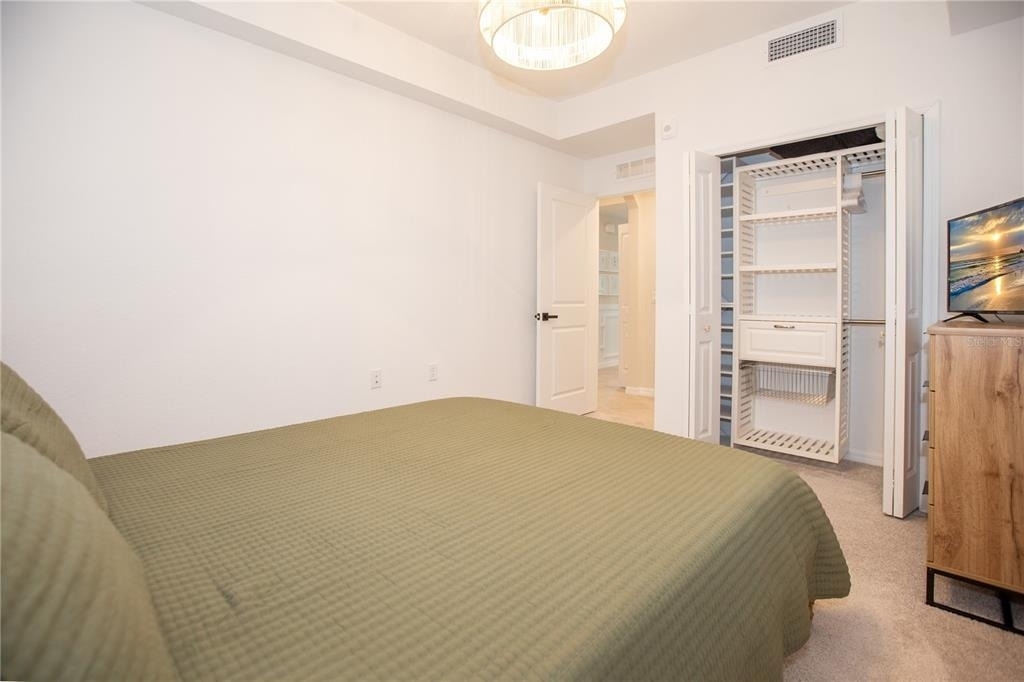 14141 Heritage Landing Boulevard - Photo 12