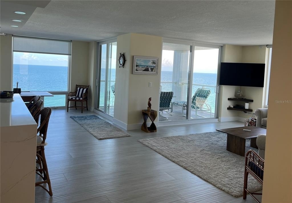 2425 Gulf Of Mexico Drive - Photo 9