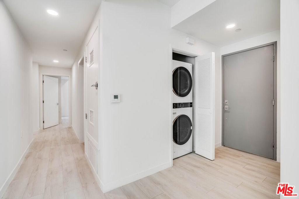 1021 S Shenandoah Street - Photo 12