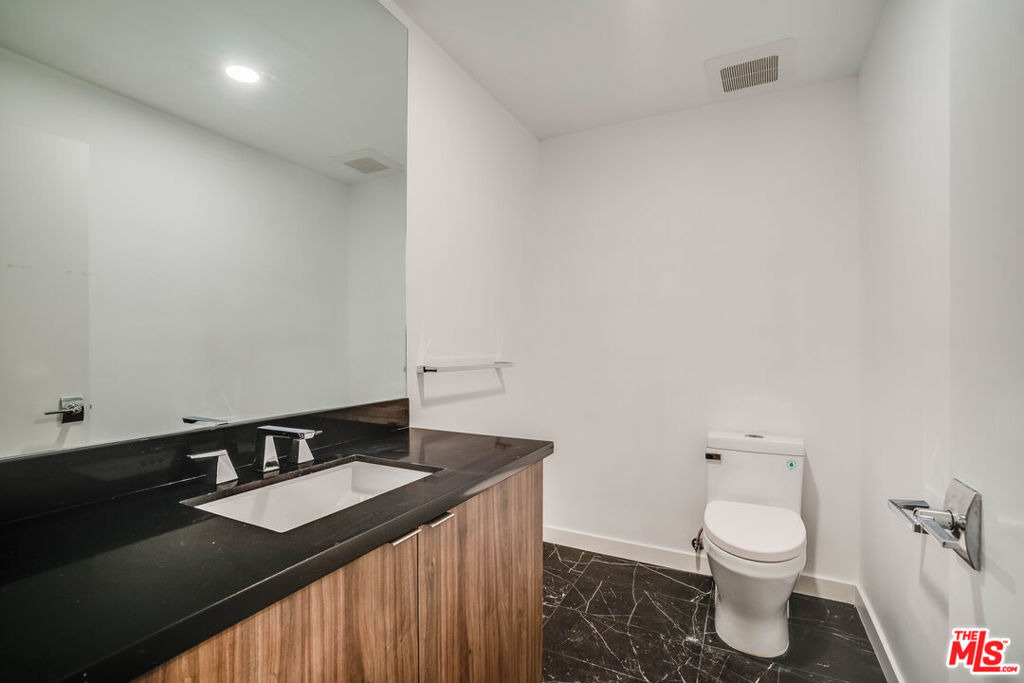 1021 S Shenandoah Street - Photo 13