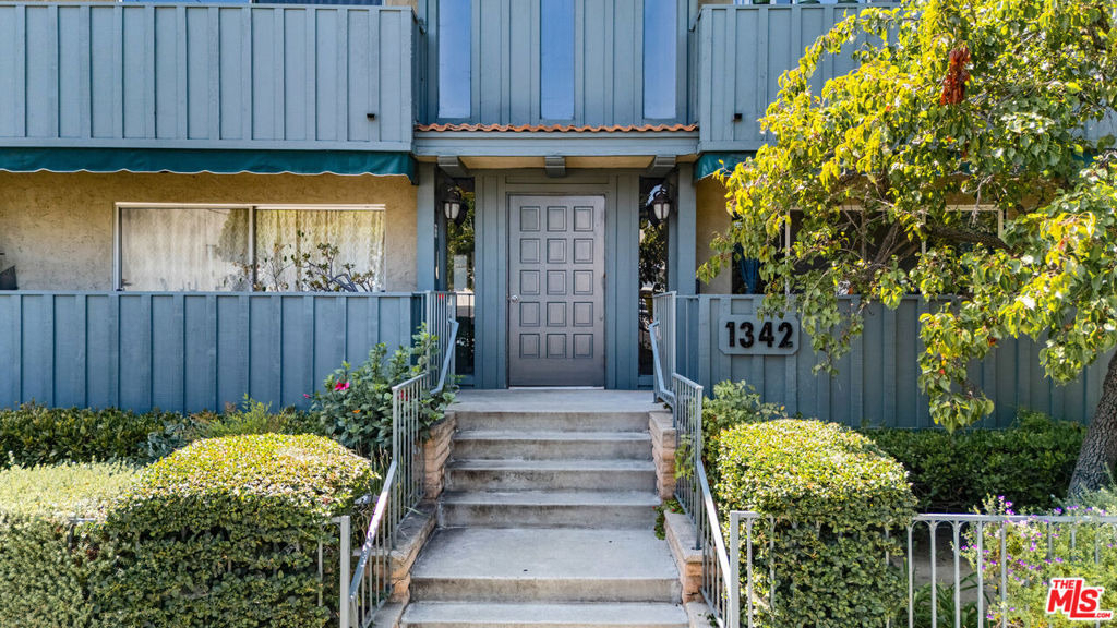 1342 Harvard Street - Photo 19