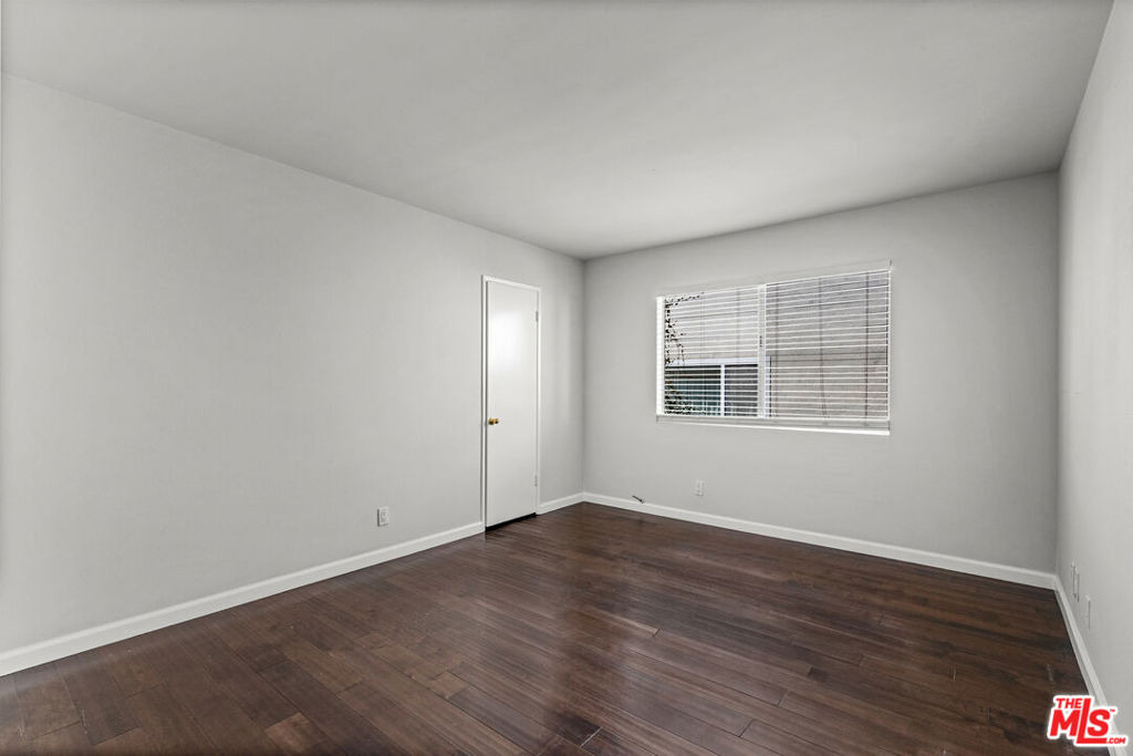 1342 Harvard Street - Photo 14