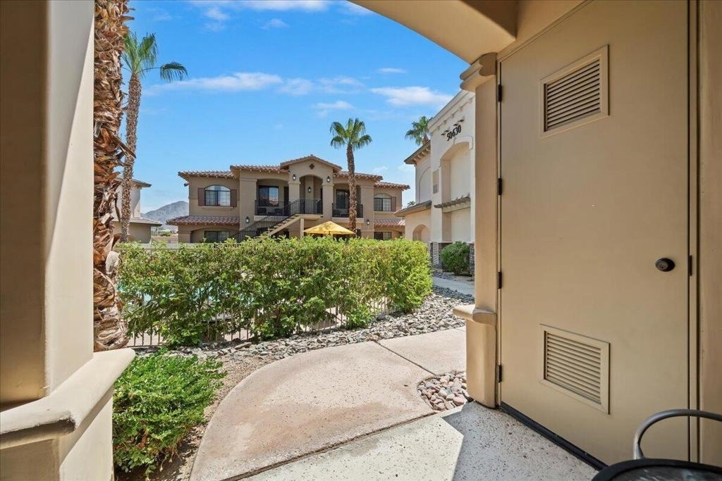 50610 Santa Rosa Plaza #1 - Photo 2