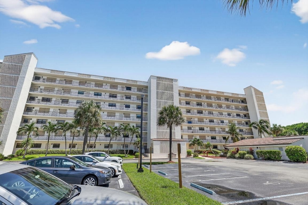 10310 S Ocean Drive - Photo 4