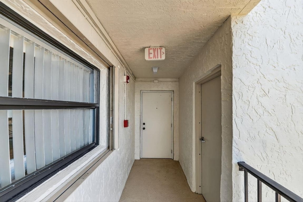 10310 S Ocean Drive - Photo 7