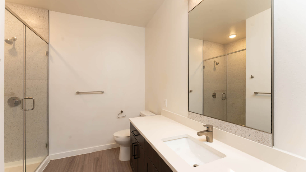 411 W Commerce St - Photo 58