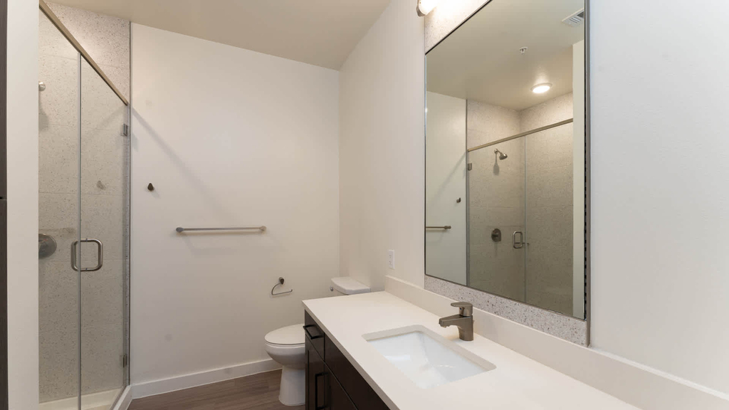 411 W Commerce St - Photo 69