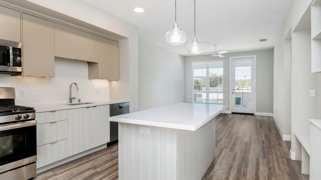 4275 Mission Bay Drive - Photo 10