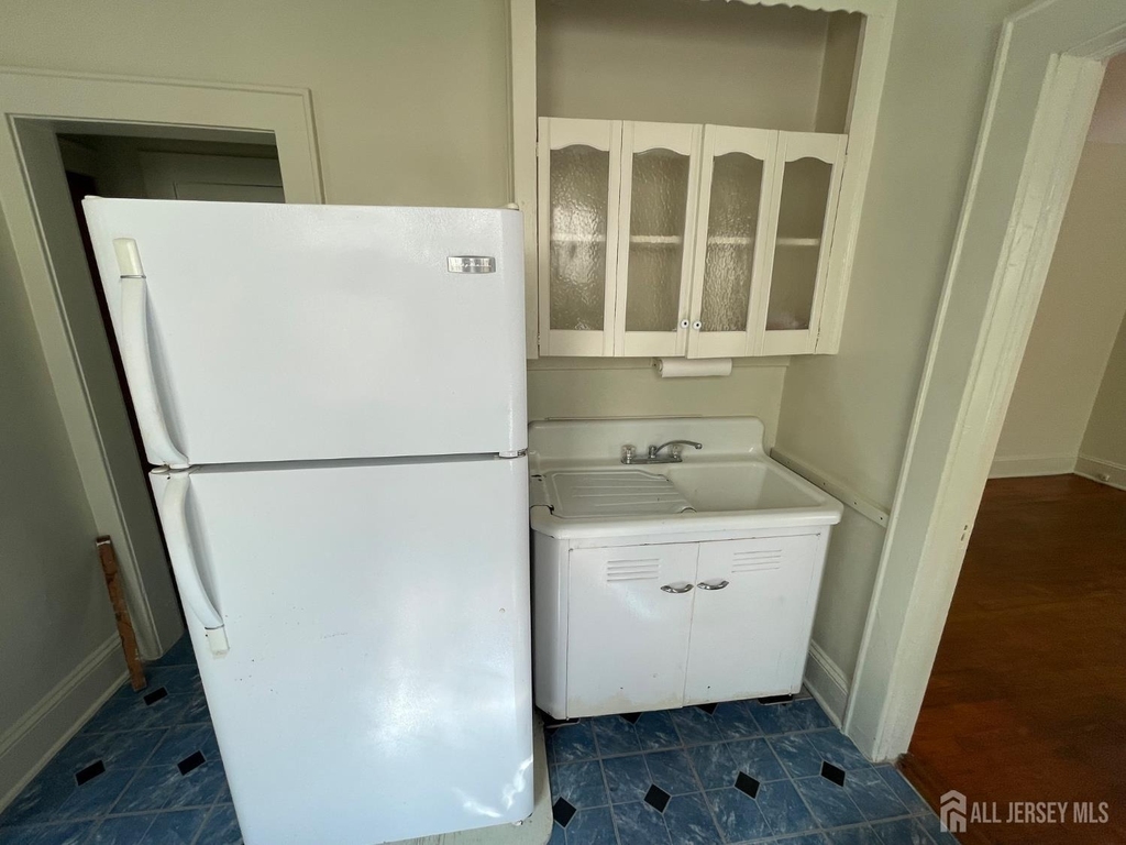 308 S 3rd Avenue S - Photo 13