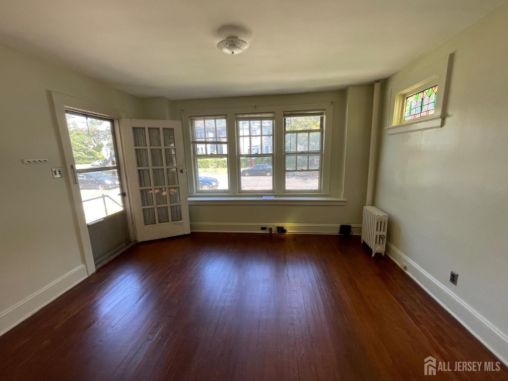 308 S 3rd Avenue S - Photo 18