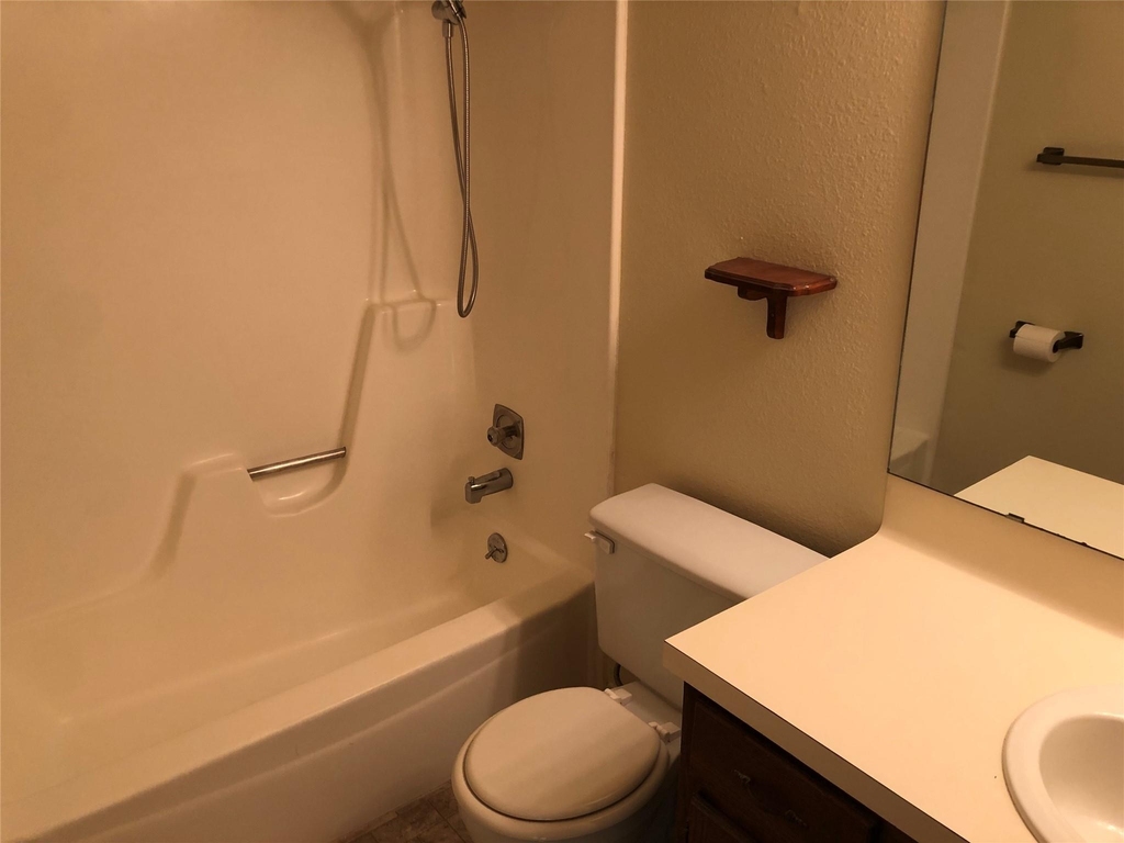 914 W Meadowmere Ln - Photo 10