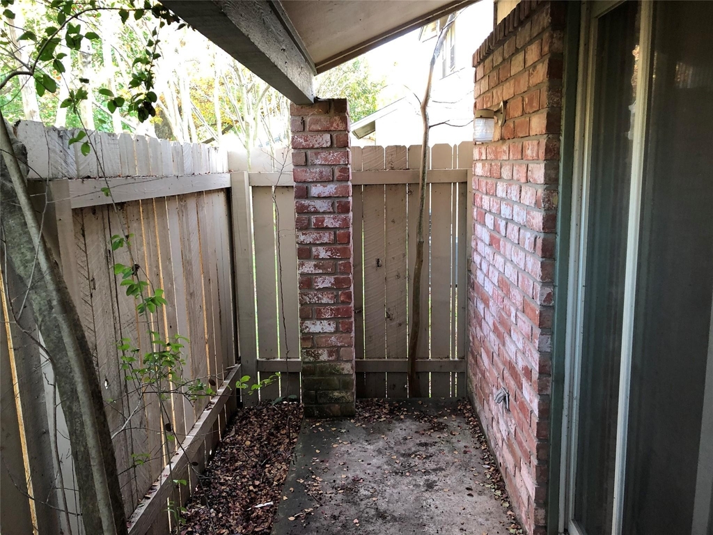 914 W Meadowmere Ln - Photo 24