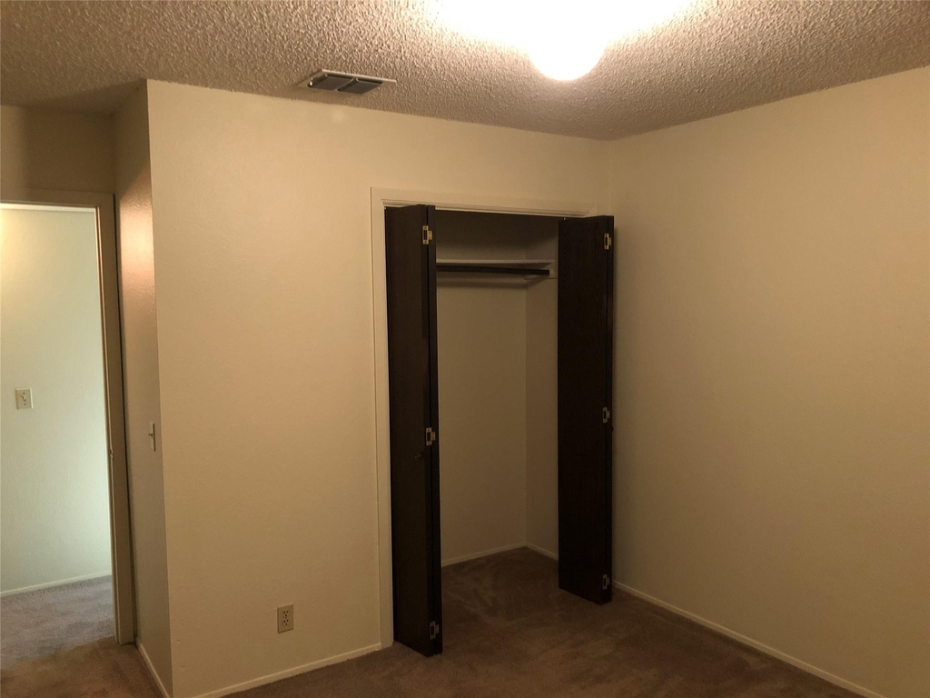 914 W Meadowmere Ln - Photo 13