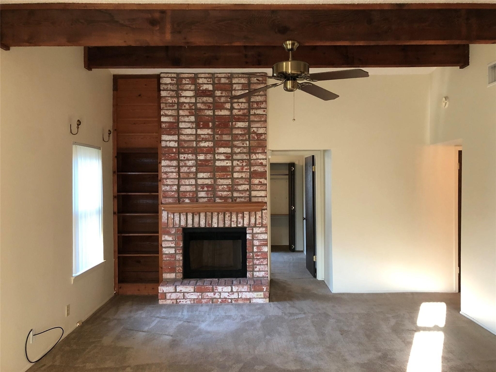 914 W Meadowmere Ln - Photo 2