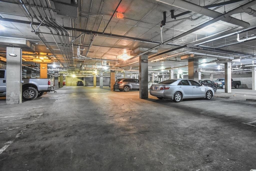2502 Leon St - Photo 17