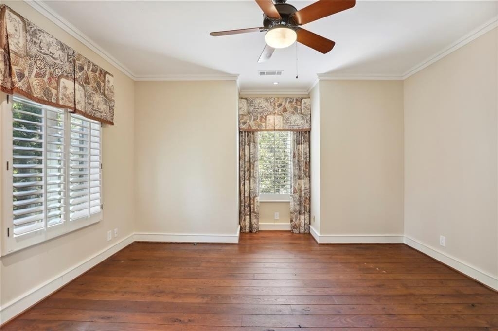 1965 W Wesley Road Nw - Photo 8