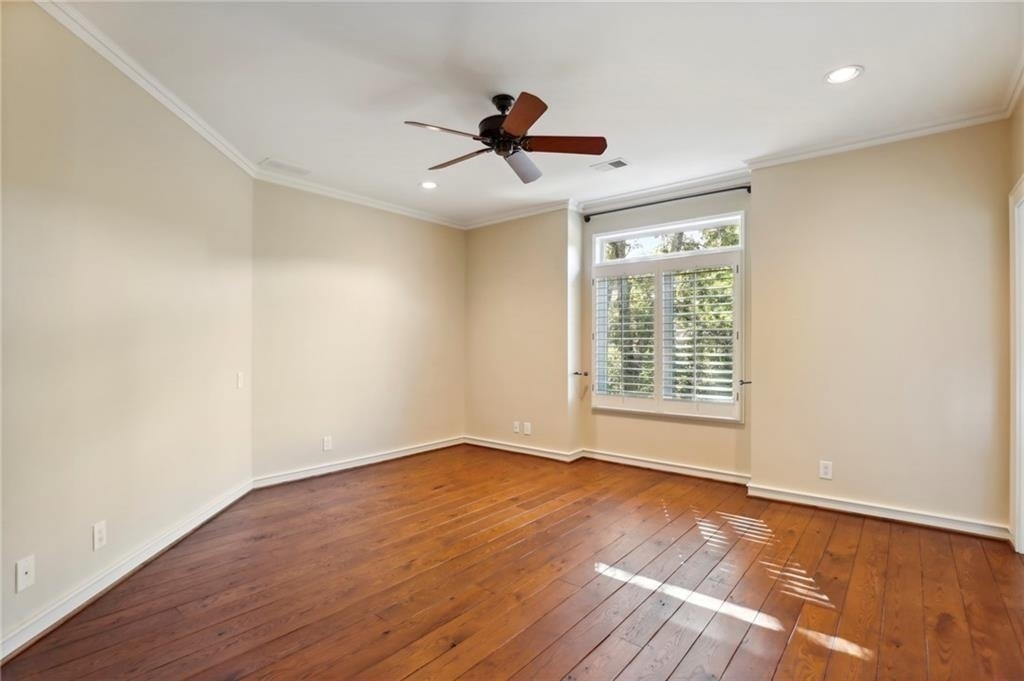 1965 W Wesley Road Nw - Photo 9