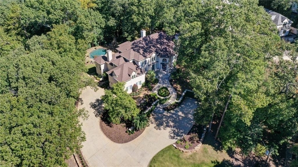 1965 W Wesley Road Nw - Photo 5