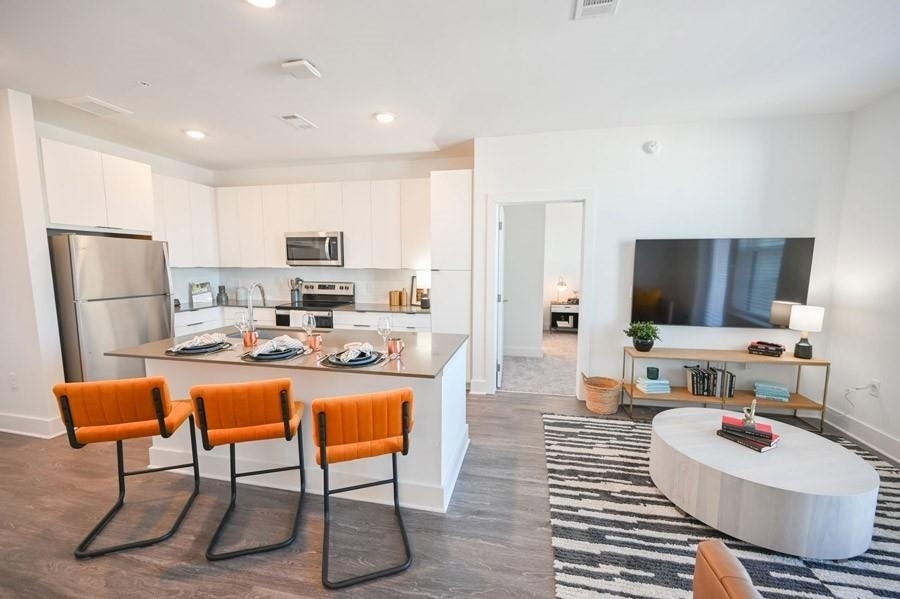 72 Milton Avenue - Photo 1