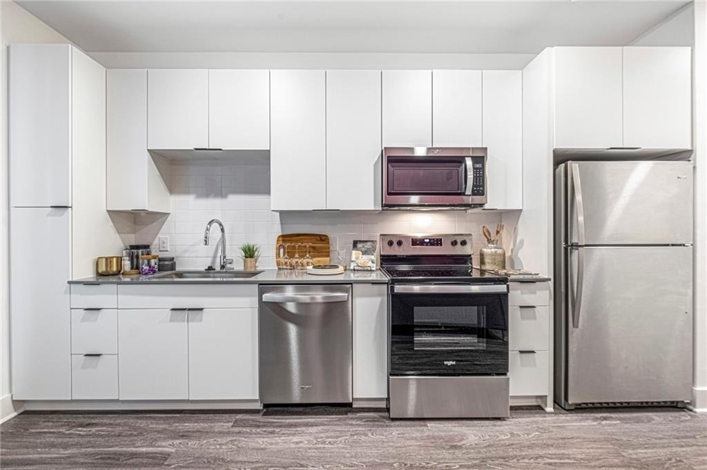 72 Milton Avenue - Photo 2
