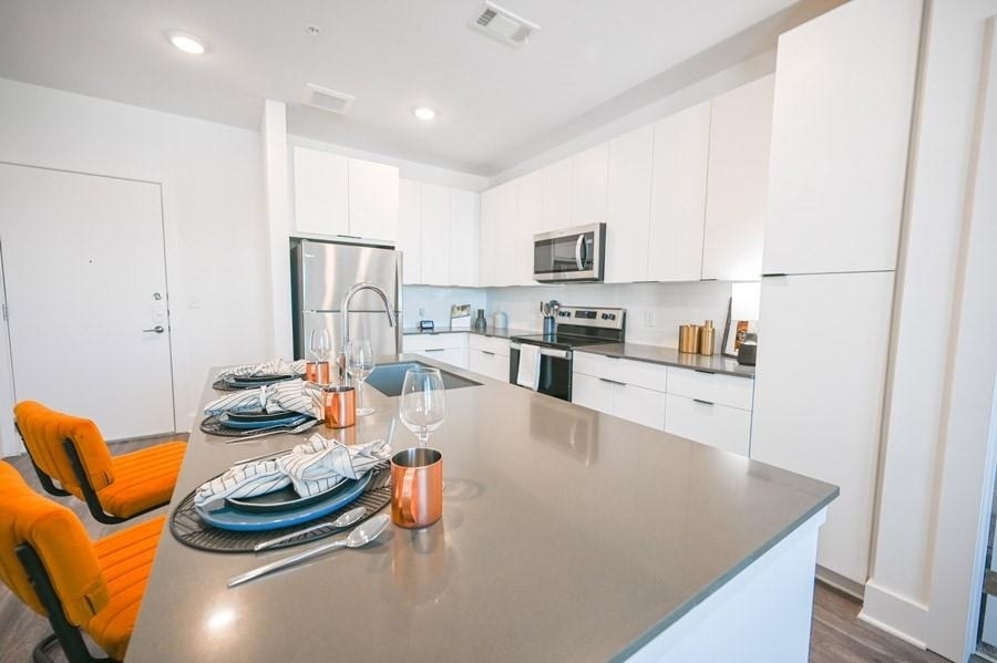 72 Milton Avenue - Photo 3