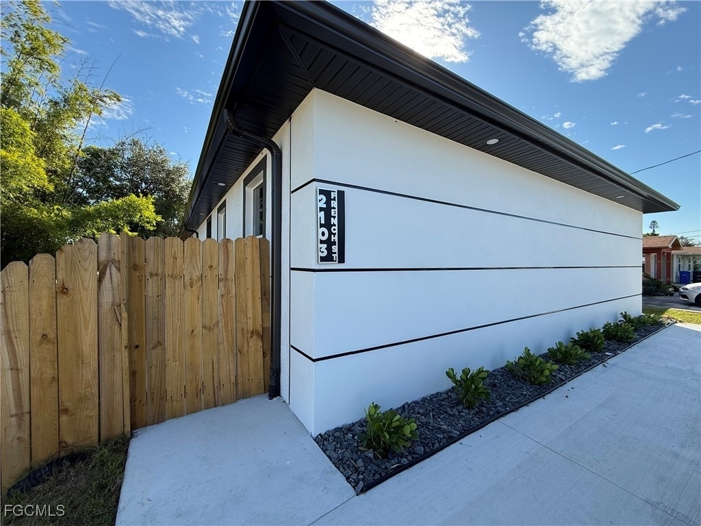 2103 French Street - Photo 11