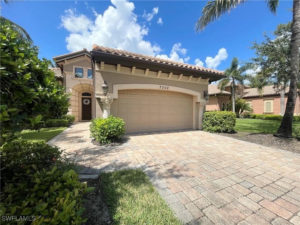 7302 Acorn Way - Photo 0