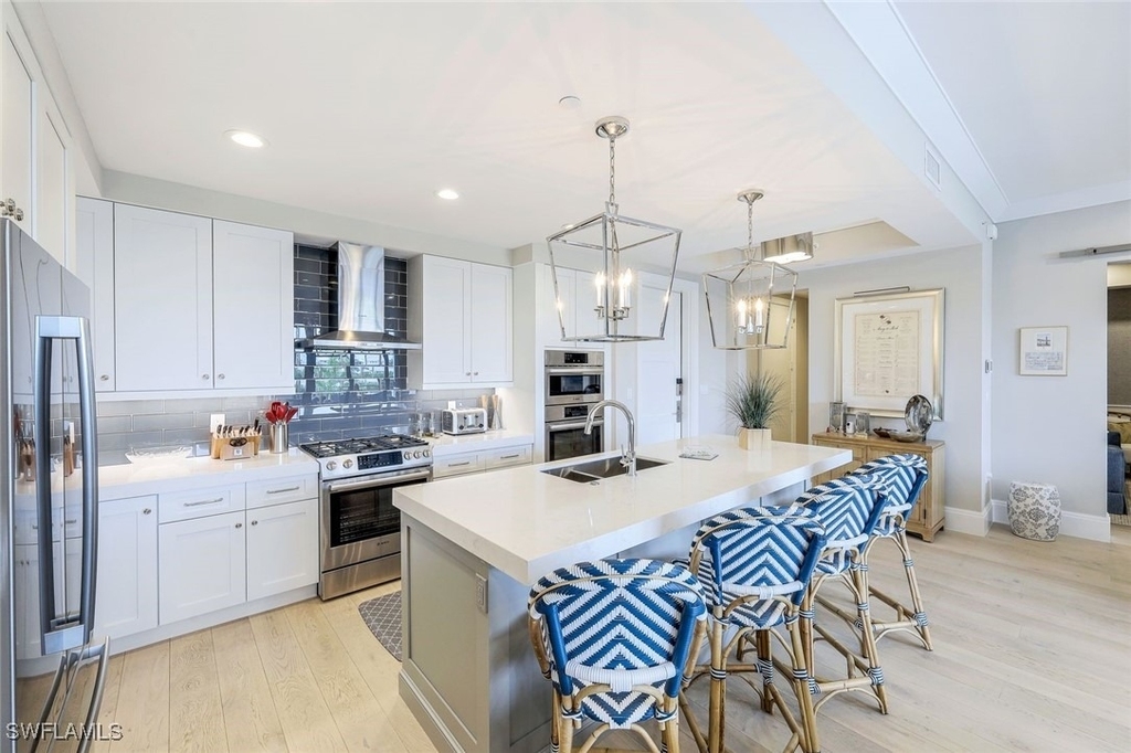 1135 3rd Avenue S - Photo 2