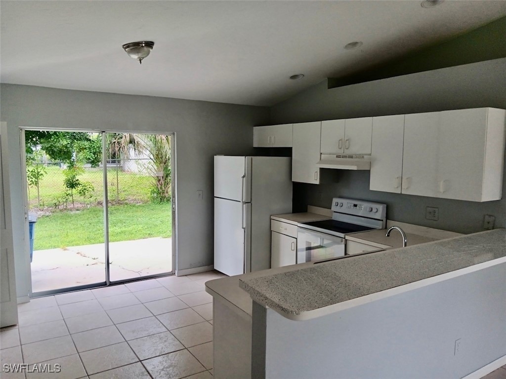 9204 Pennsylvania Avenue - Photo 2