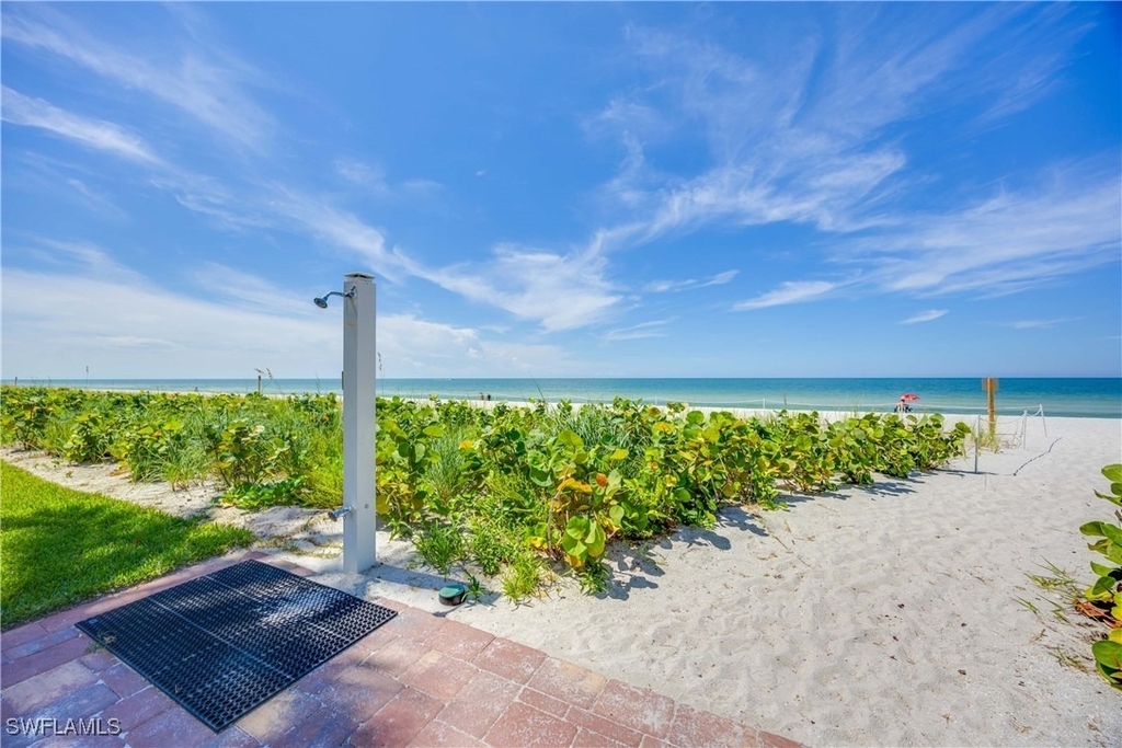 10691 Gulf Shore Drive - Photo 34