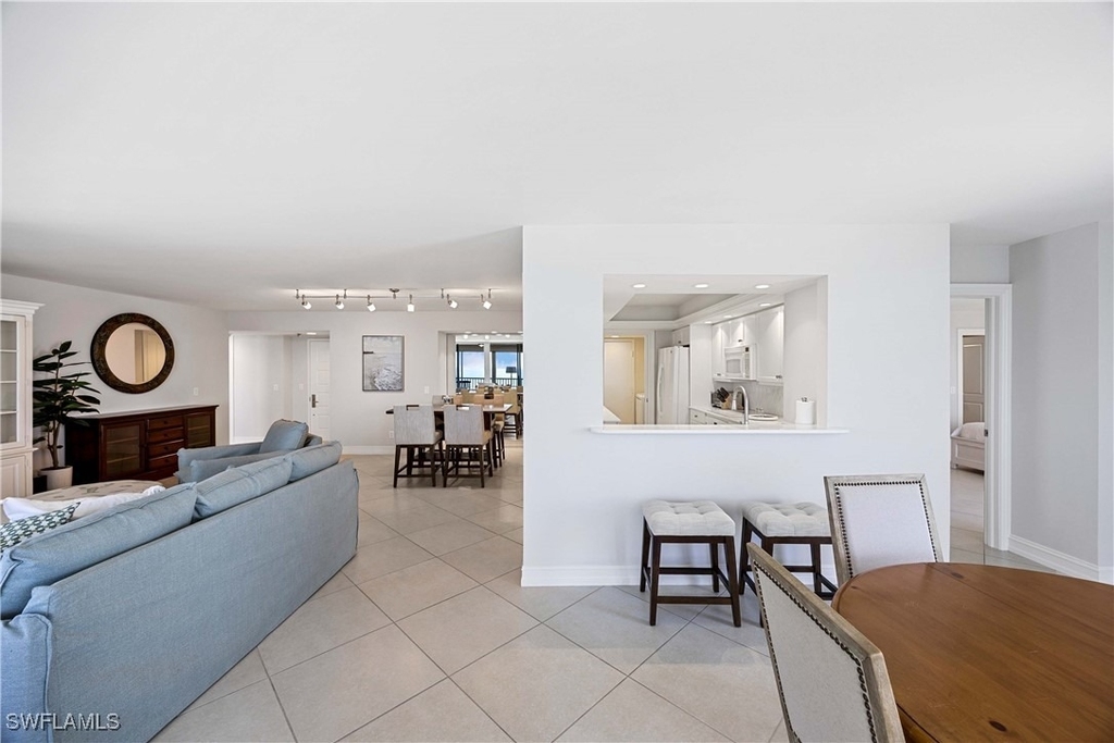 10691 Gulf Shore Drive - Photo 18